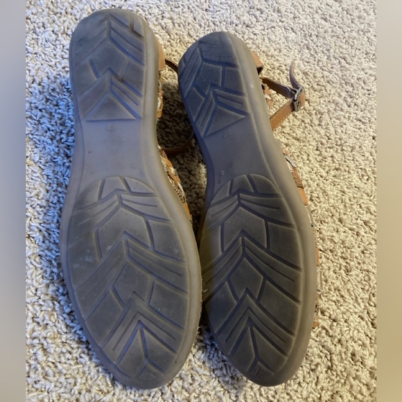 Women's leather sandals - Picture 2 of 3